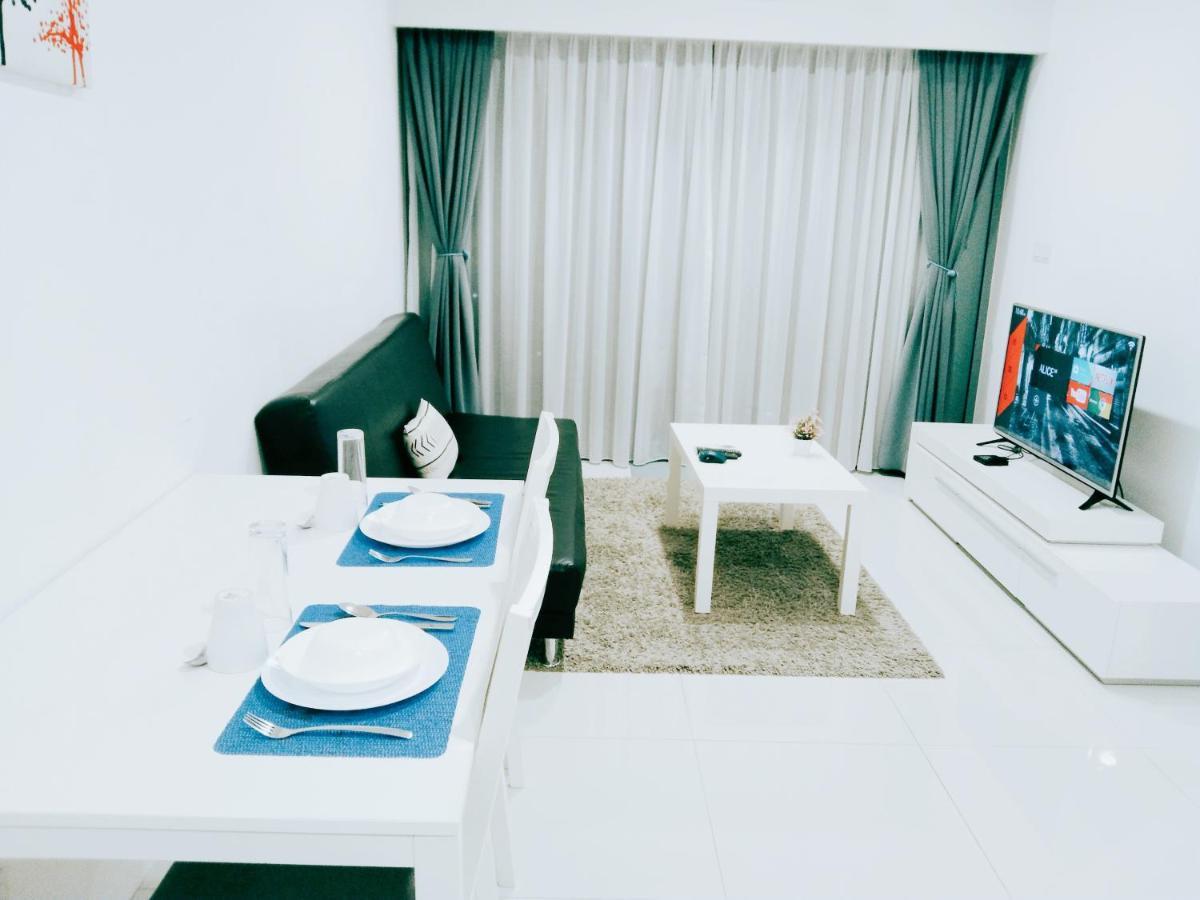 Mercu Summer Suites Klcc By Star Residence Куала-Лумпур Екстер'єр фото